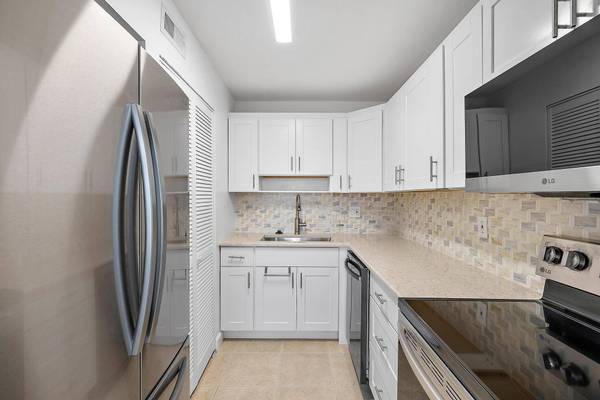 12416 Alternate A1a #P7, Palm Beach Gardens, FL 33410