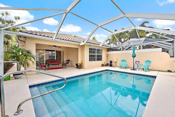 8229 Saint Johns CT, Wellington, FL 33414