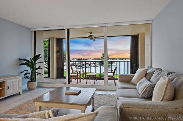 134 LAKESHORE DR #316, North Palm Beach, FL 33408
