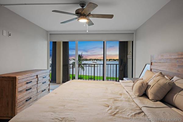 134 LAKESHORE DR #316, North Palm Beach, FL 33408