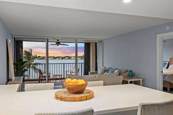 134 LAKESHORE DR #316, North Palm Beach, FL 33408