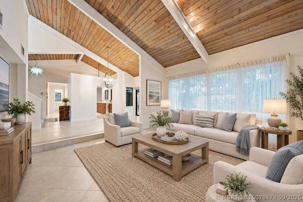 101 W Spearfish LN, Jupiter, FL 33477
