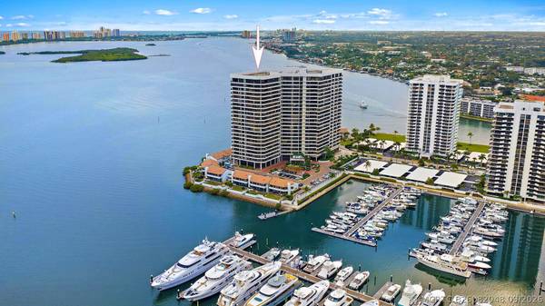 100 Lakeshore DR #251
