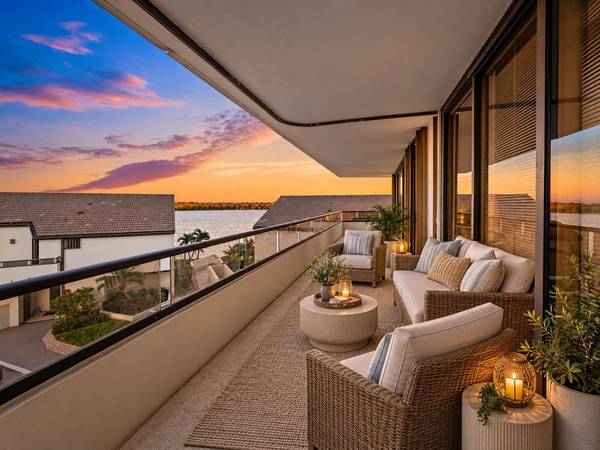 100 Lakeshore DR #251, North Palm Beach, FL 33408