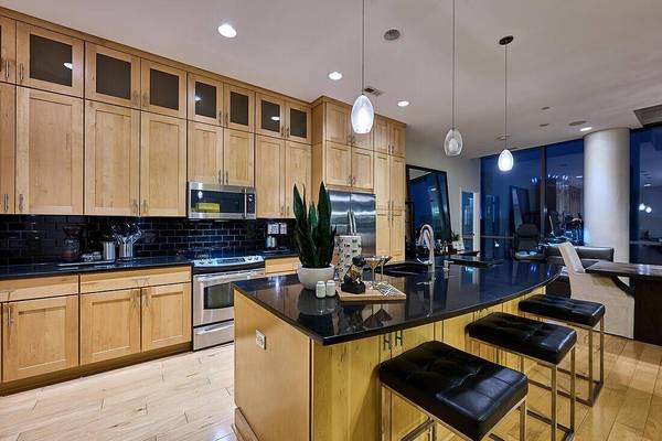 300 W Spring Street #1302, Columbus, OH 43215