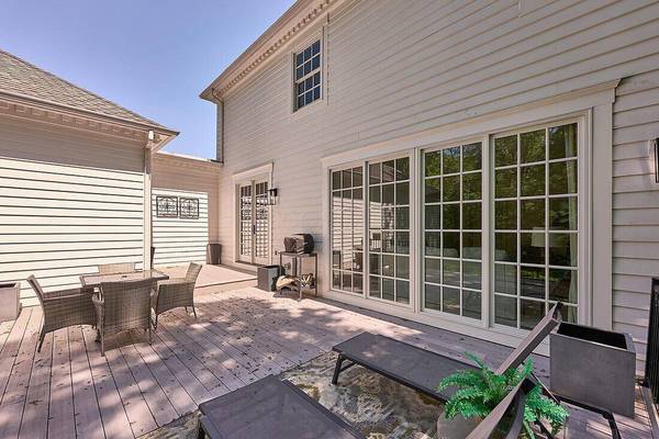3695 Head Of Pond Road, New Albany, OH 43054