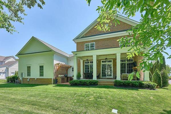 7100 Oxford Loop, New Albany, OH 43054