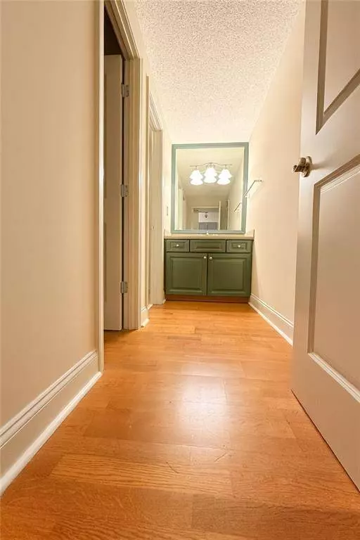 2479 Peachtree RD NE #1512, Atlanta, GA 30305