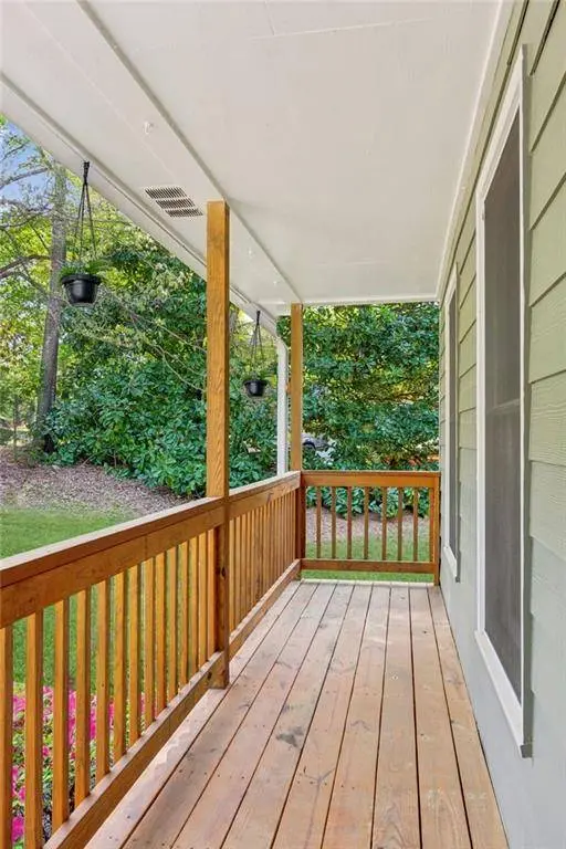 355 Cross Creek PL, Auburn, GA 30011