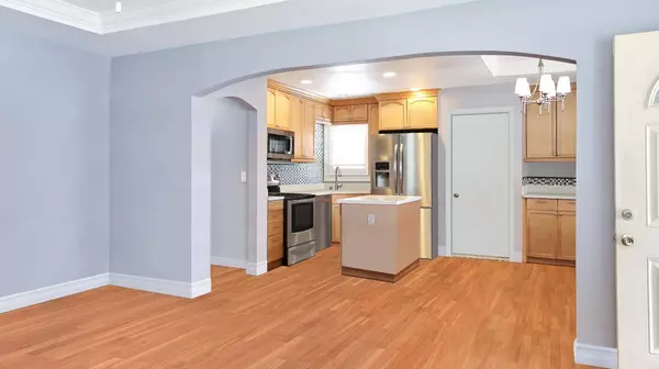 1212 Walnut ST, Tracy, CA 95376