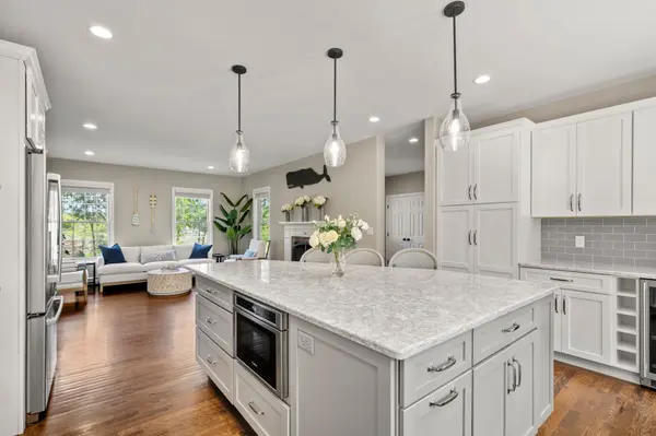 172 Carolyn Cir, Marshfield, MA 02050-5915
