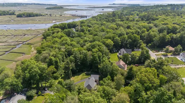 172 Carolyn Cir, Marshfield, MA 02050-5915