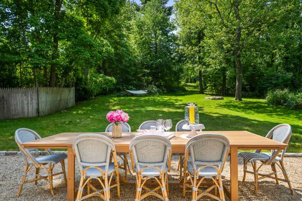 Marshfield, MA 02050-5915,172 Carolyn Cir