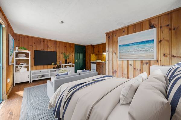 South Dennis, MA 02660-1943,1706 Route 6A #3