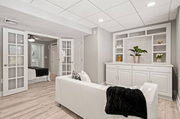 Plymouth, MA 02360-8279,9 Seagrass Trl