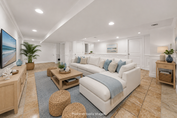 141 Stage Point Rd, Plymouth, MA 02360-1144