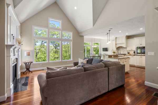 40 Acorn Trl, Plymouth, MA 02360-8824