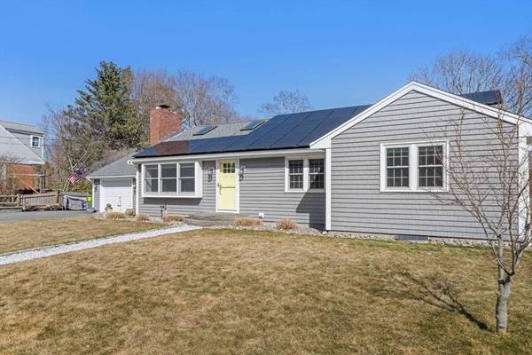 16 Alden Ter, Plymouth, MA 02360