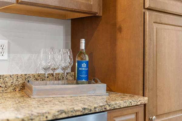 15 Corvette Dr, Plymouth, MA 02360-1311