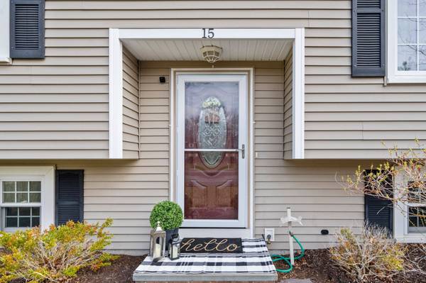 15 Corvette Dr, Plymouth, MA 02360-1311