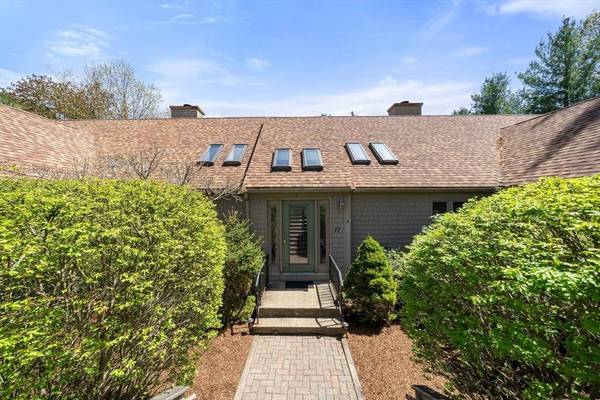 42 Trout Farm Ln #2, Duxbury, MA 02332