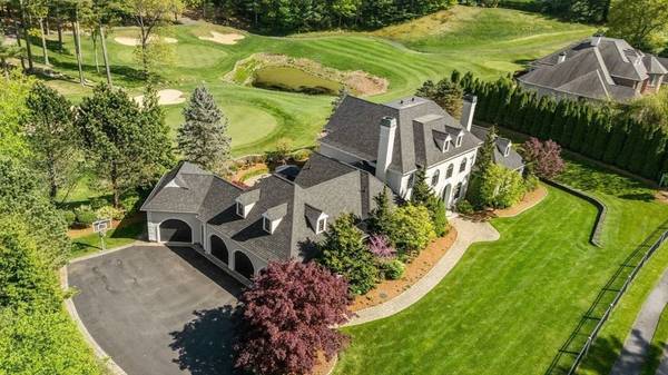 168 Country Club Way, Kingston, MA 02364