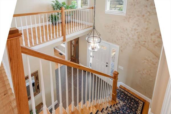 11 Redtail Ln, Carver, MA 02330