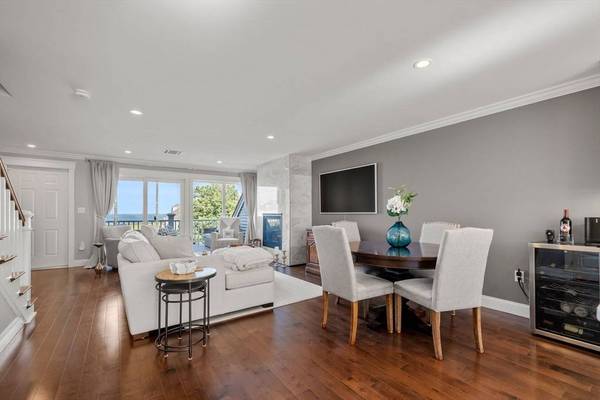 8 Sea Cliff Dr #8, Plymouth, MA 02360