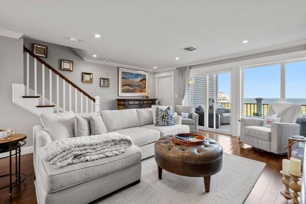 8 Sea Cliff Dr #8, Plymouth, MA 02360