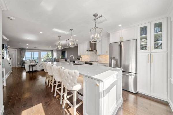 8 Sea Cliff Dr #8, Plymouth, MA 02360