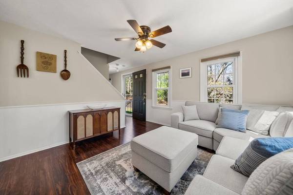 33 Billington Sea Rd, Plymouth, MA 02360