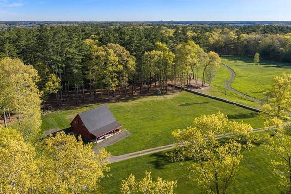 7 Quail Run, Lakeville, MA 02347
