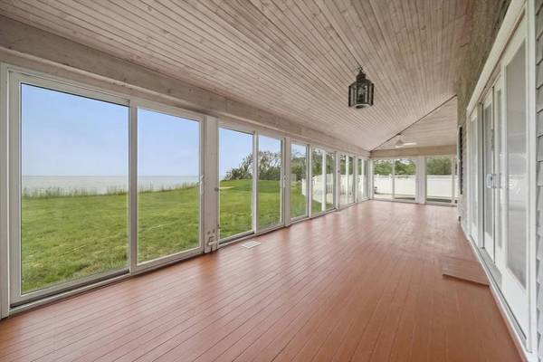 141 Stage Point Rd, Plymouth, MA 02360