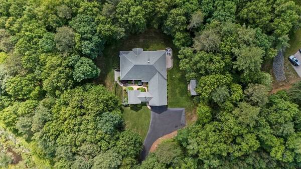 39 Highview Rd, Plymouth, MA 02360
