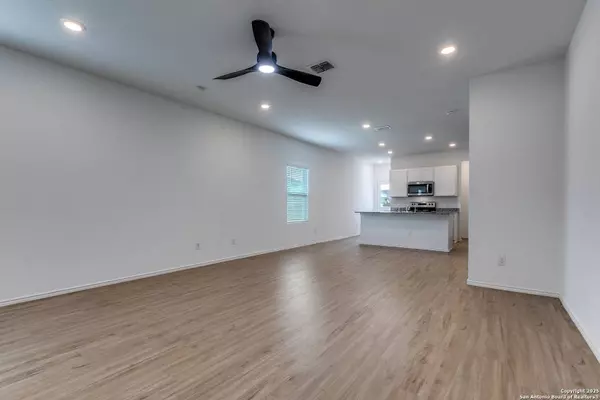 10115 Via Camille, San Antonio, TX 78224