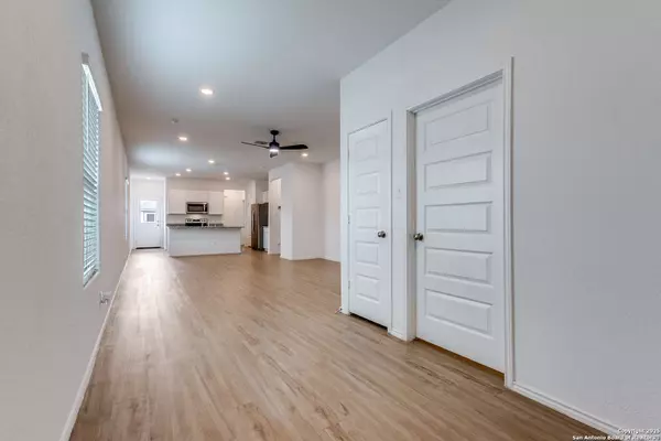 10115 Via Camille, San Antonio, TX 78224