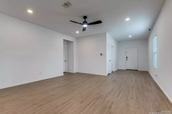 10115 Via Camille, San Antonio, TX 78224