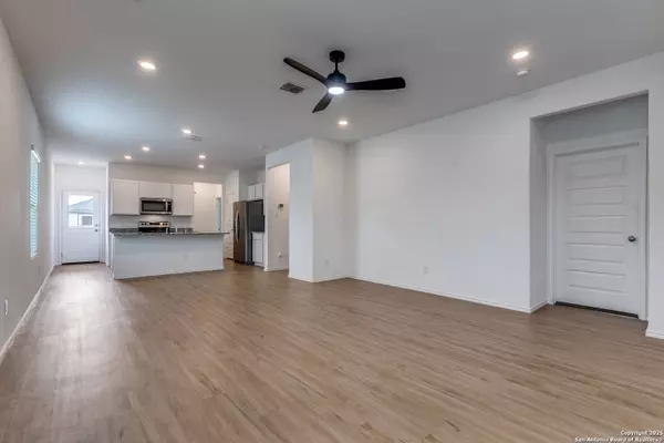 10115 Via Camille, San Antonio, TX 78224