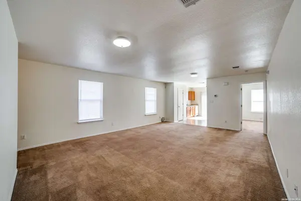 9734 Crescent Moon, San Antonio, TX 78245