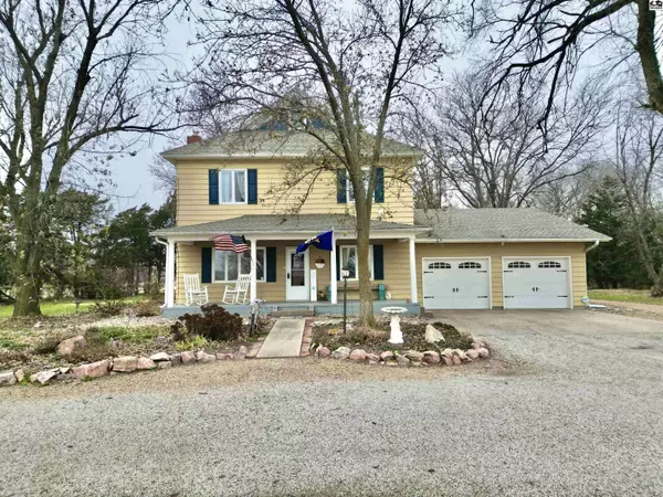 8409 N Sallee Rd, Hutchinson, KS 67502