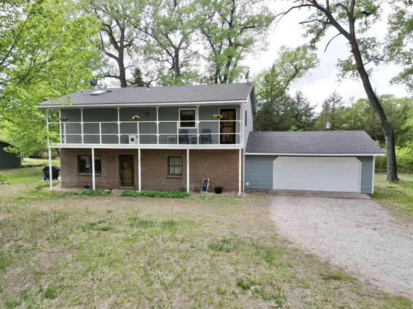 6103 E 69th Ave, Buhler, KS 67522