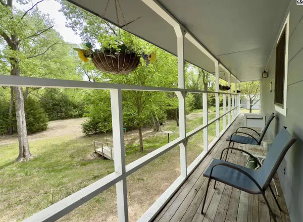 6103 E 69th Ave, Buhler, KS 67522