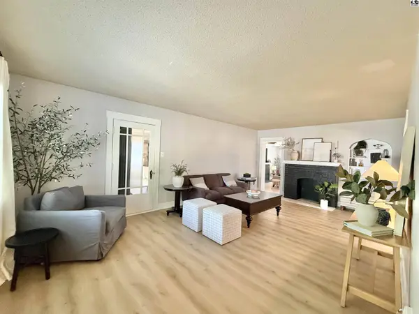 219 W 19th Ave, Hutchinson, KS 67502