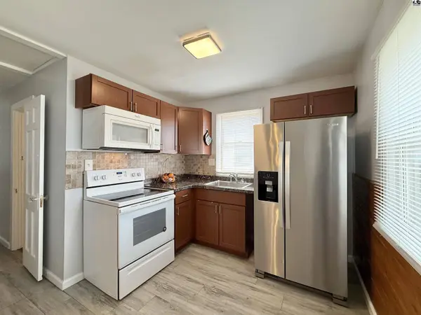 816 E 2nd Ave, Hutchinson, KS 67501