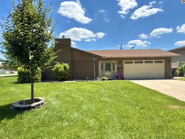 47 Tomahawk Rd, Hutchinson, KS 67502