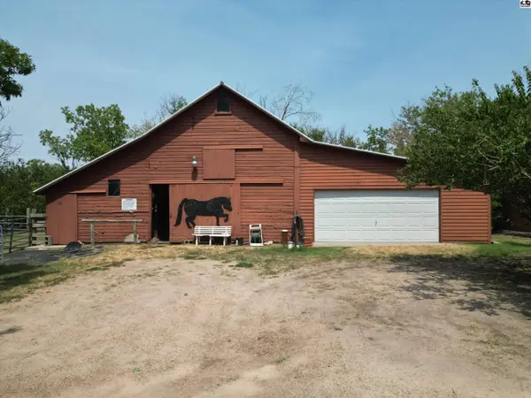 4803 N Pennington Rd, Hutchinson, KS 67502