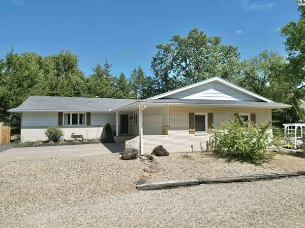 3912 Mission Dr