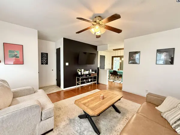 912 E 31st Terr, Hutchinson, KS 67502