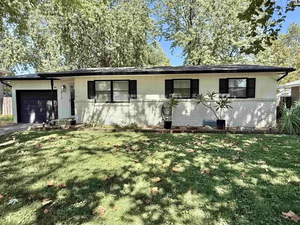 912 E 31st Terr