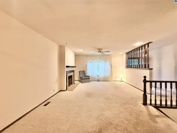 4109 Quivira Rd, Hutchinson, KS 67502